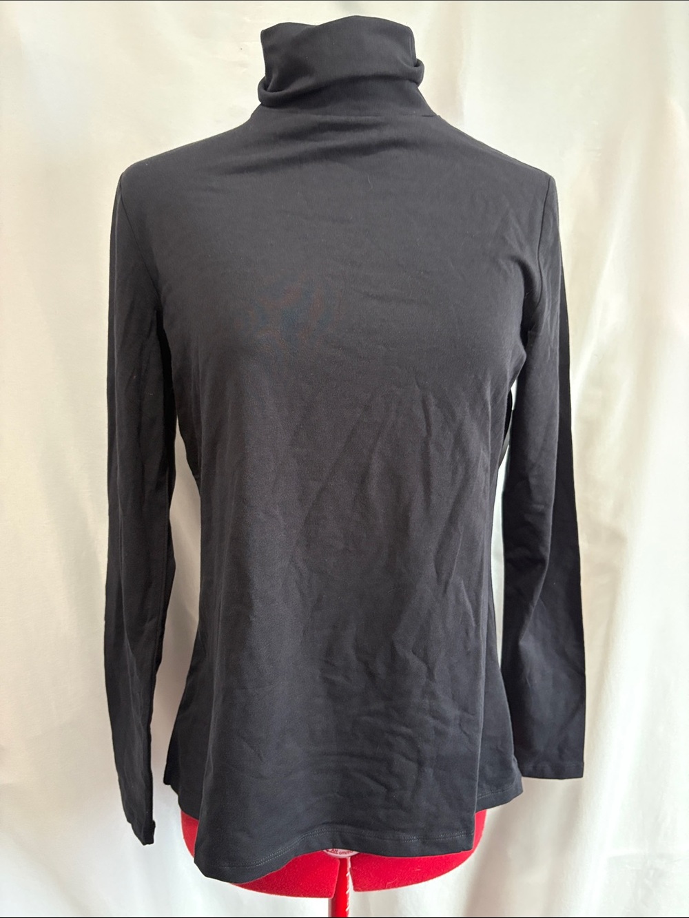 Amazon Essentials Black Women's Long Sleeve Turtleneck Top